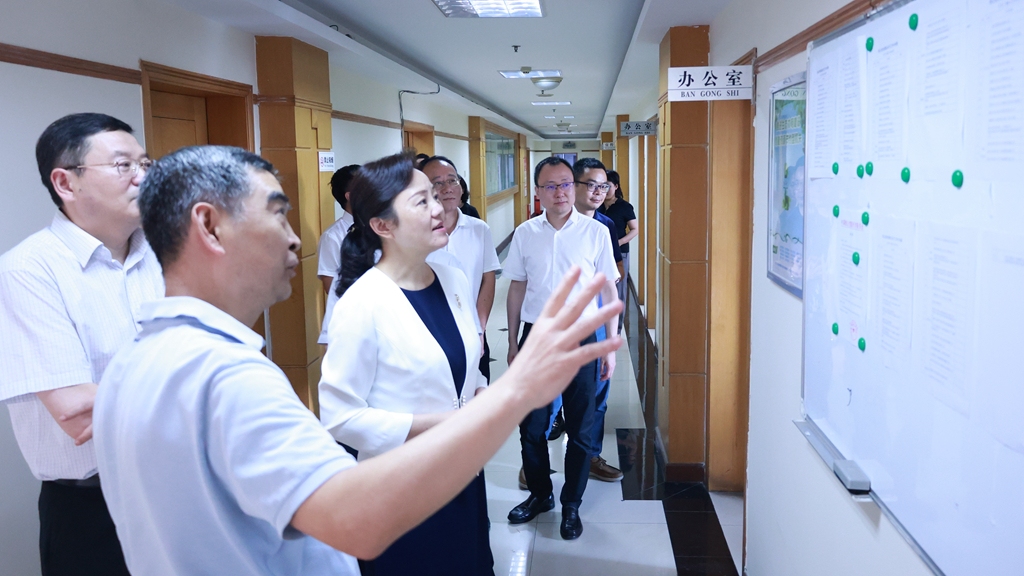 中共重庆市委常委、统战部部长卢红走访致公党重庆市委会机关_中国致公党重庆市委员会